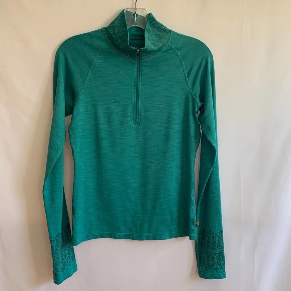 PrAna Quarter zip Pullover Size Medium